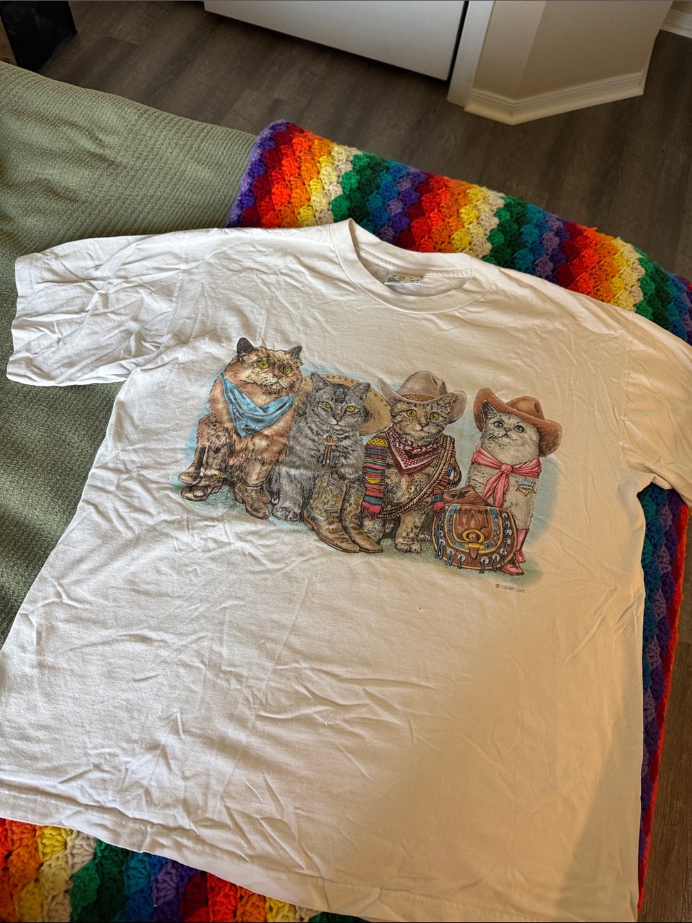 Vintage 90s Prints of Tails AOP Graphic Tee